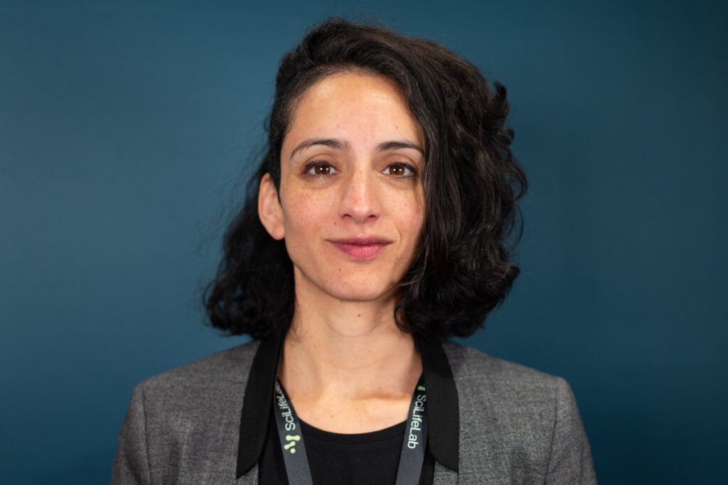 Anabella-Aguilera_2025-09-18-Group-Leader-retreat-portraits-066_lowres-1200-1