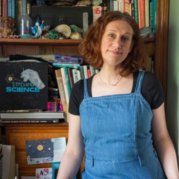 Lauren-Vartanian-Headshot-3-resize-1